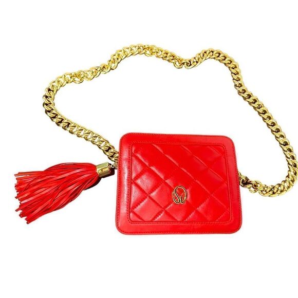 ST. JOHN Red Quilted Luxury Lamb Leather Gold Chain Strap Purse Bag NWOT - Picture 1 of 7